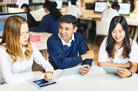 Students using ipads