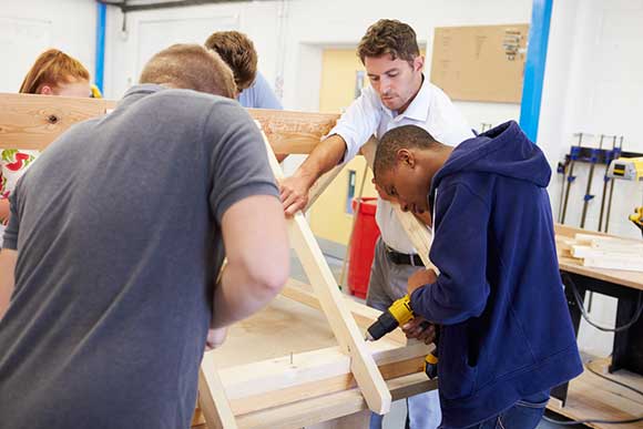 Asylum seekers given vocational training