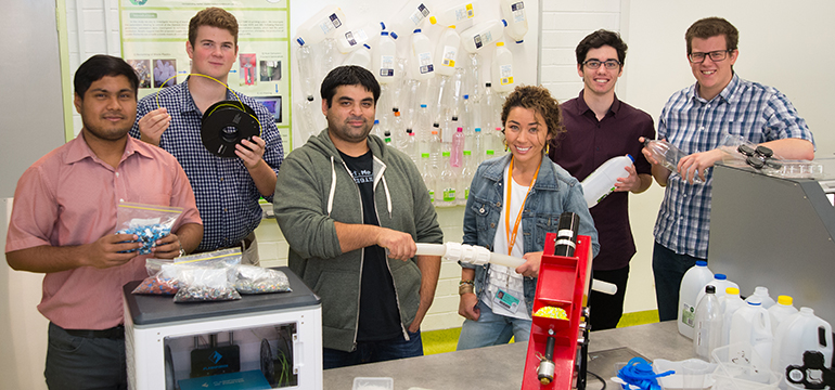 3D Wash team members: Anirudra Das, Lachlan Patrick, Dr Mazher Mohammed, Dr Clara Usma Alvarez, Nathan Low and Tony Watson.