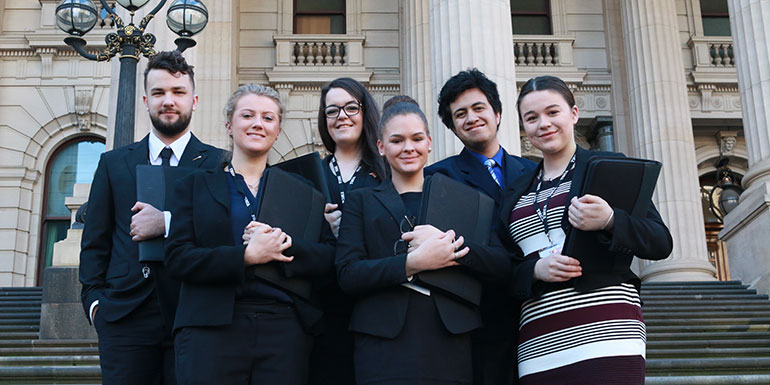 (L-R): Nicholas Steer, Miranda Reardon, Cate Dunn, Sara Weir, Te Rata Williams and Olivia Beasely.